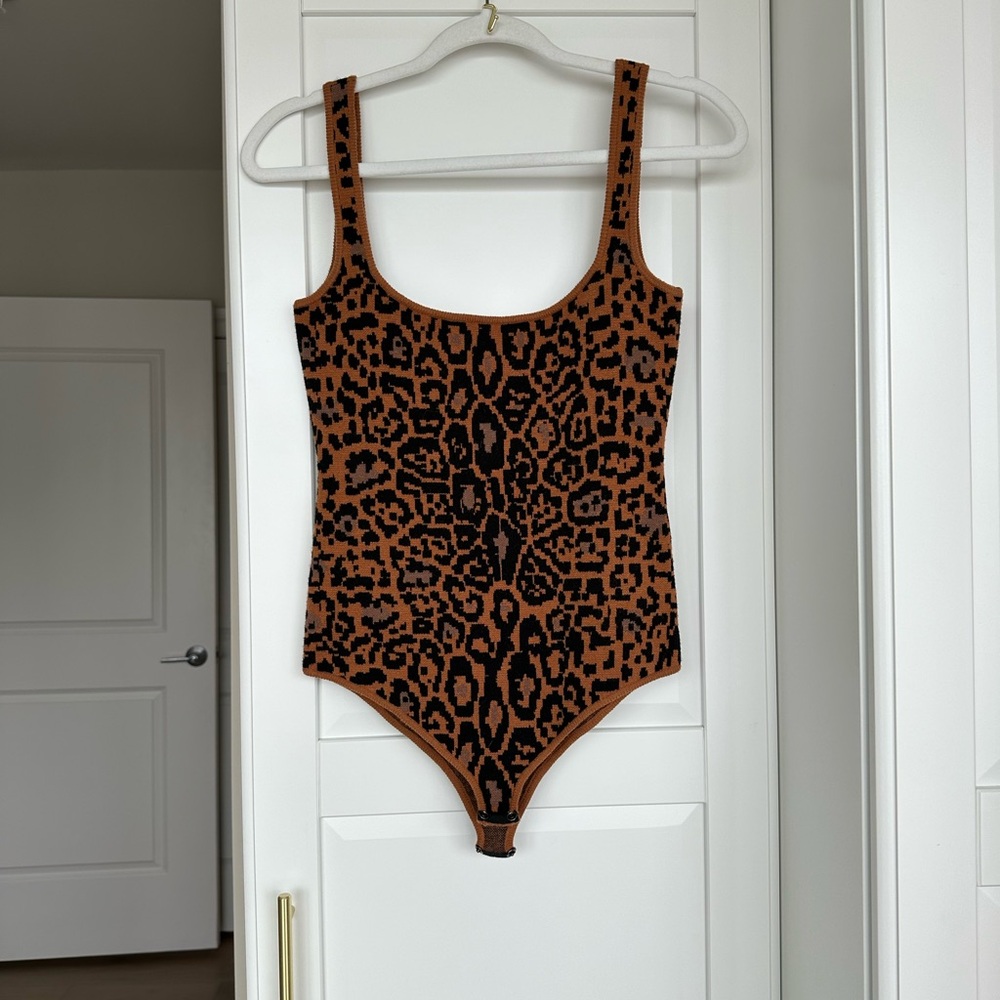 Like New. House of Harlow Bodysuit XS